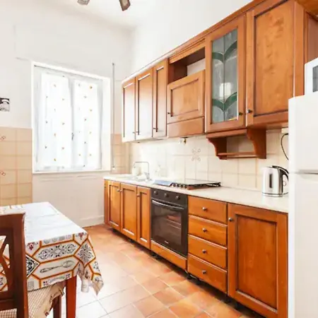 Apartment Felici's Agli Scavi Di